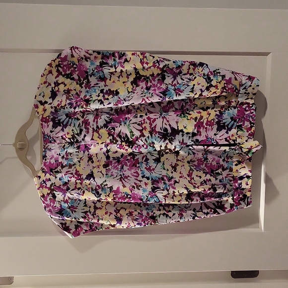 Colorful Blouse - Picture 2 of 2